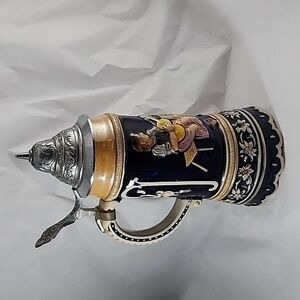 VINTAGE West Germany Bier Stein, music box " Wer soll Das bezahlen" royal blue!